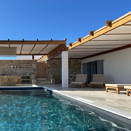 Adriana Luxury Villas Adamantas  ภายนอก รูปภาพ