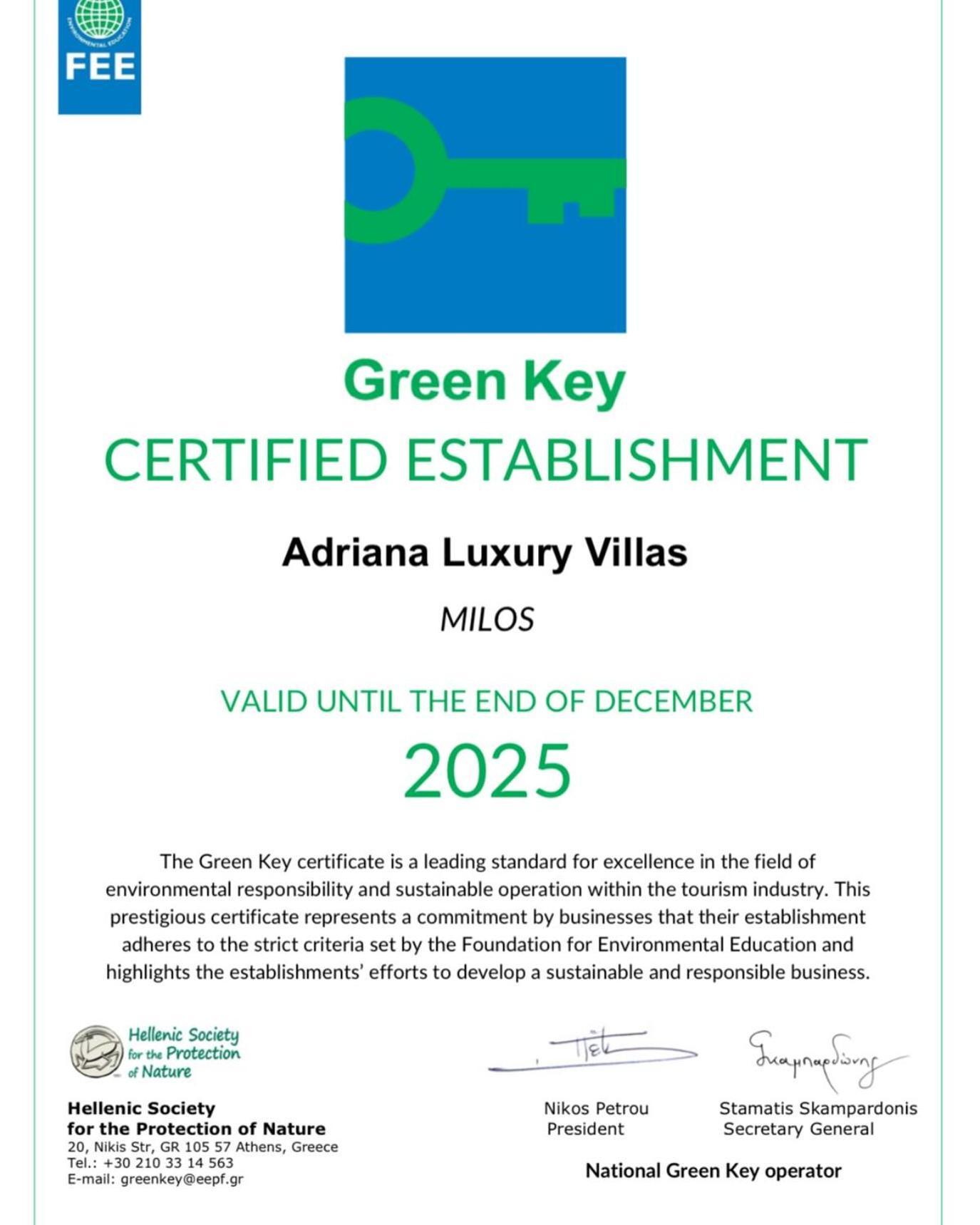 Adriana Luxury Villas Adamantas  ภายนอก รูปภาพ